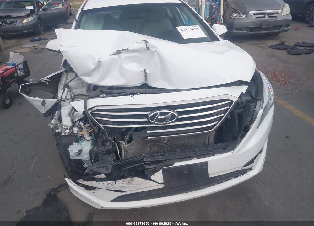 2016 HYUNDAI SONATA VIN: 5NPE24AF0GH419215