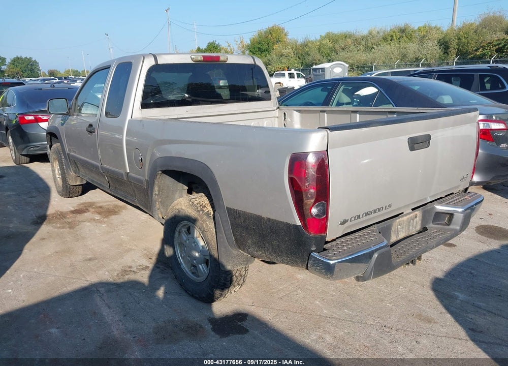 2004 CHEVROLET COLORADO LS VIN: 1GCDT196748196838