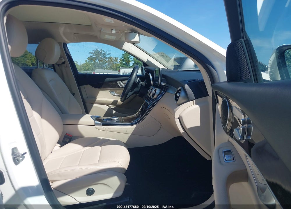 2019 MERCEDES-BENZ GLC CLASS VIN: WDC0G4KB2KV162391