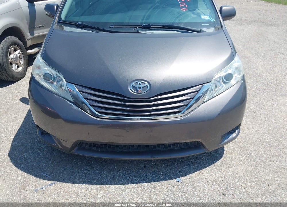 2015 TOYOTA SIENNA VIN: 5TDKK3DC1FS599814