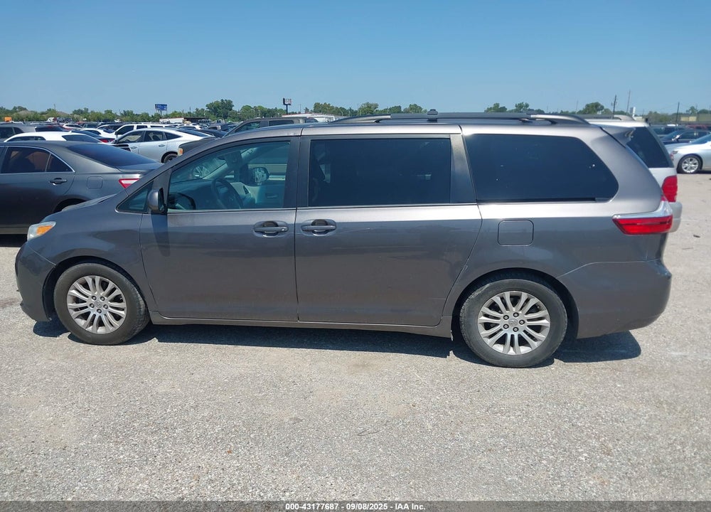 2015 TOYOTA SIENNA VIN: 5TDKK3DC1FS599814