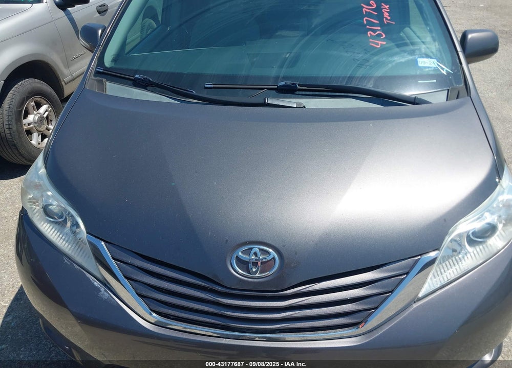 2015 TOYOTA SIENNA VIN: 5TDKK3DC1FS599814