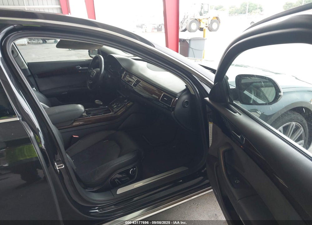2011 AUDI A8 VIN: WAURVAFD5BN014407
