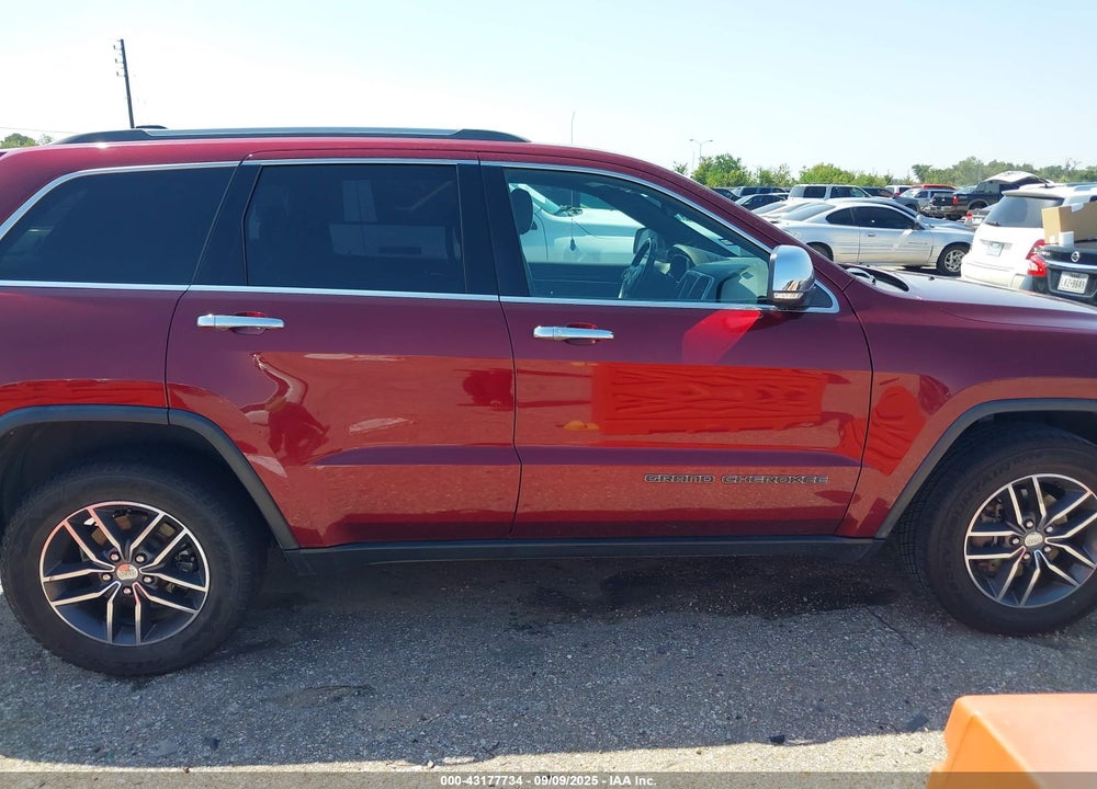 2018 JEEP GRAND CHEROKEE VIN: 1C4RJFBG4JC243974