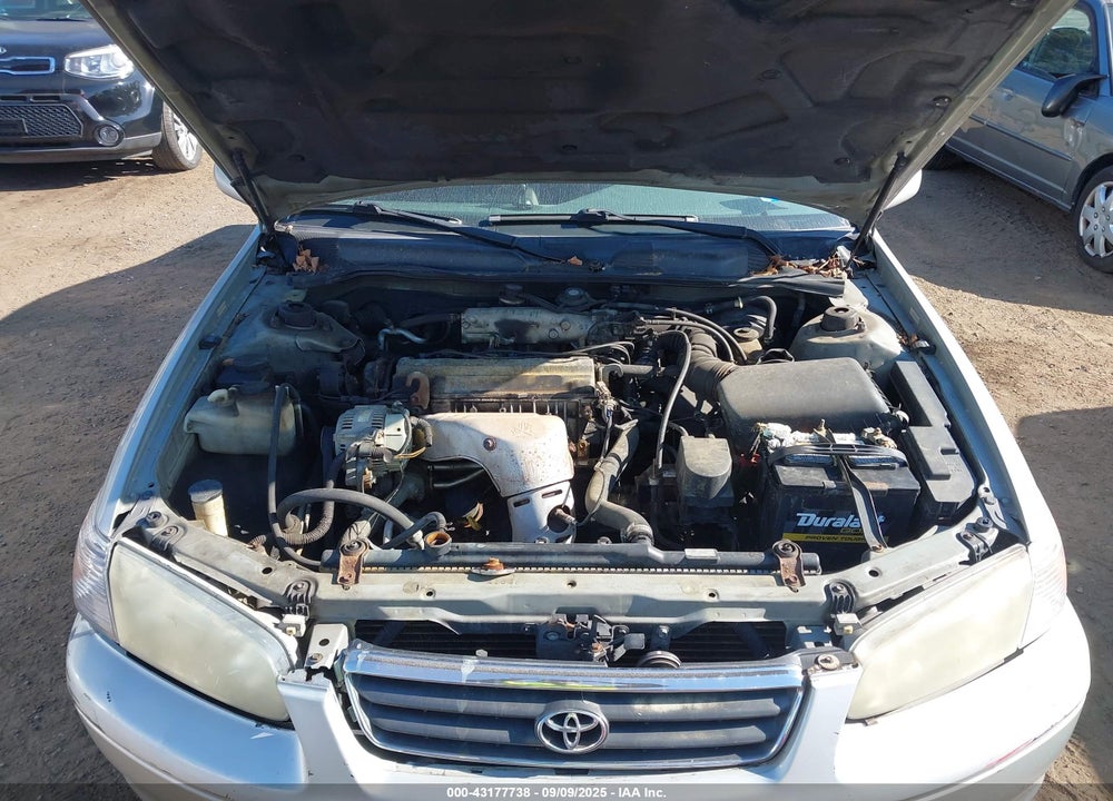 2001 TOYOTA CAMRY CE VIN: 4T1BG22K61U086001
