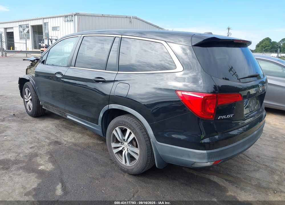 2017 HONDA PILOT EX-L VIN: 5FNYF6H55HB032217