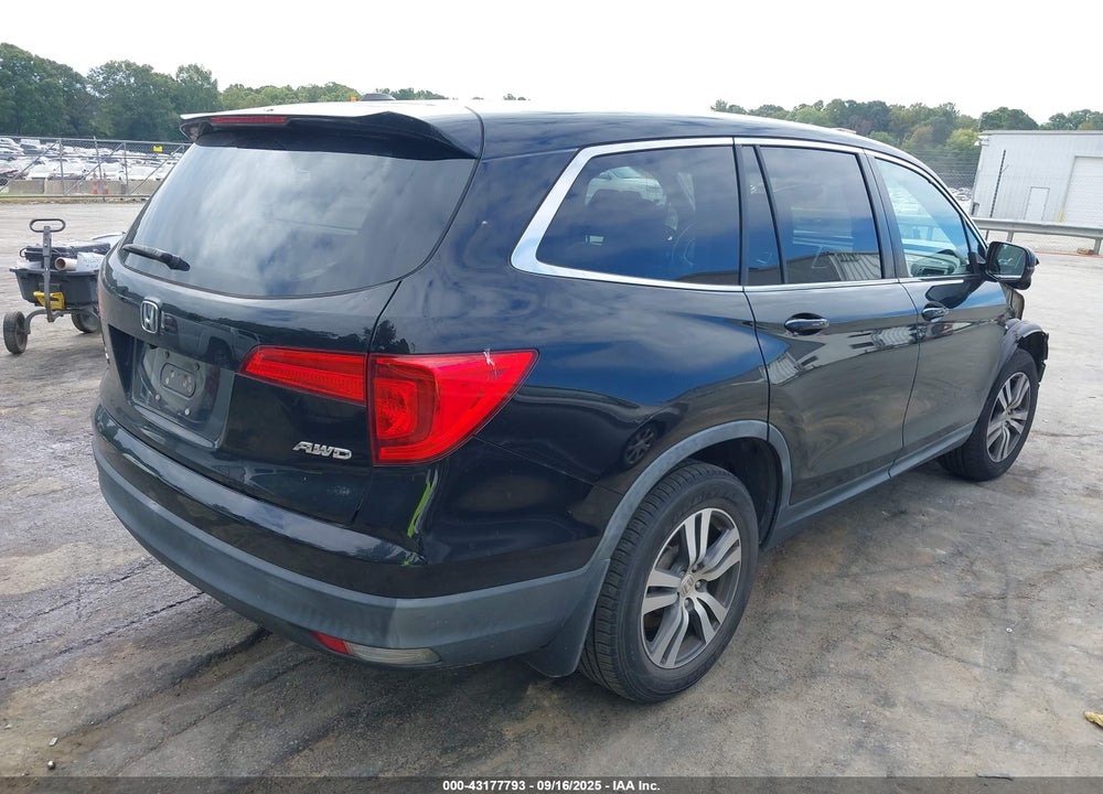 2017 HONDA PILOT EX-L VIN: 5FNYF6H55HB032217
