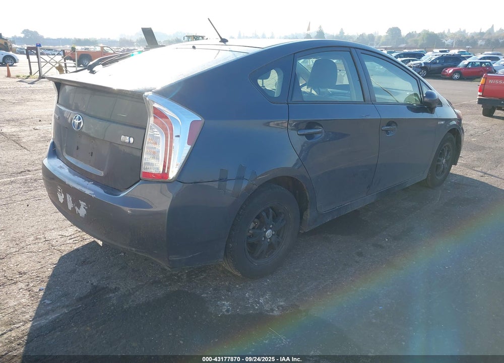 2015 TOYOTA PRIUS VIN: JTDKN3DU3F0450355