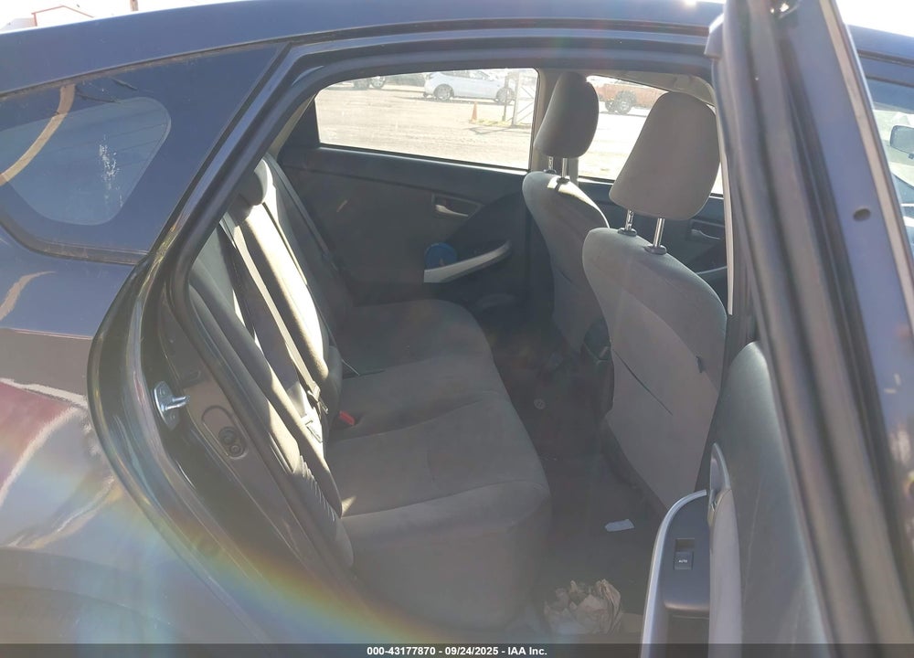 2015 TOYOTA PRIUS VIN: JTDKN3DU3F0450355