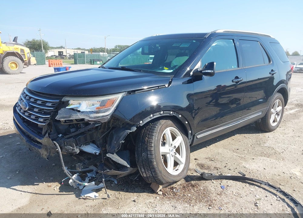 2017 FORD EXPLORER XLT VIN: 1FM5K8D84HGD64869