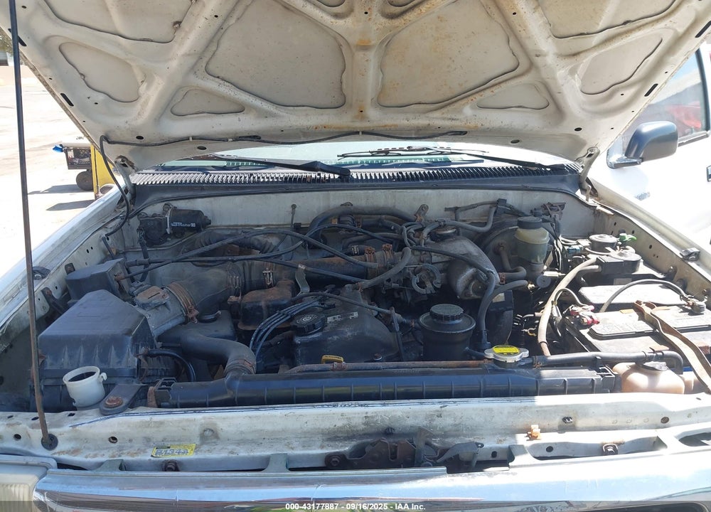 1999 TOYOTA TACOMA PRERUNNER VIN: 4TASM92N1XZ489469