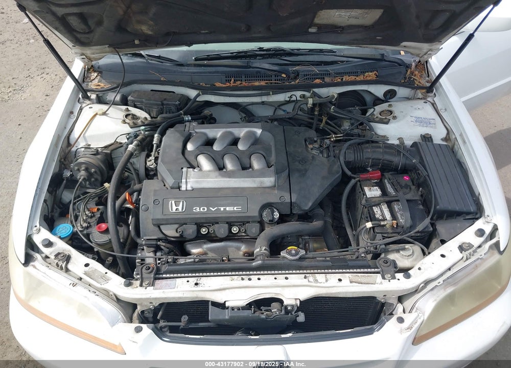 2000 HONDA ACCORD 3.0 EX VIN: 1HGCG1659YA037525