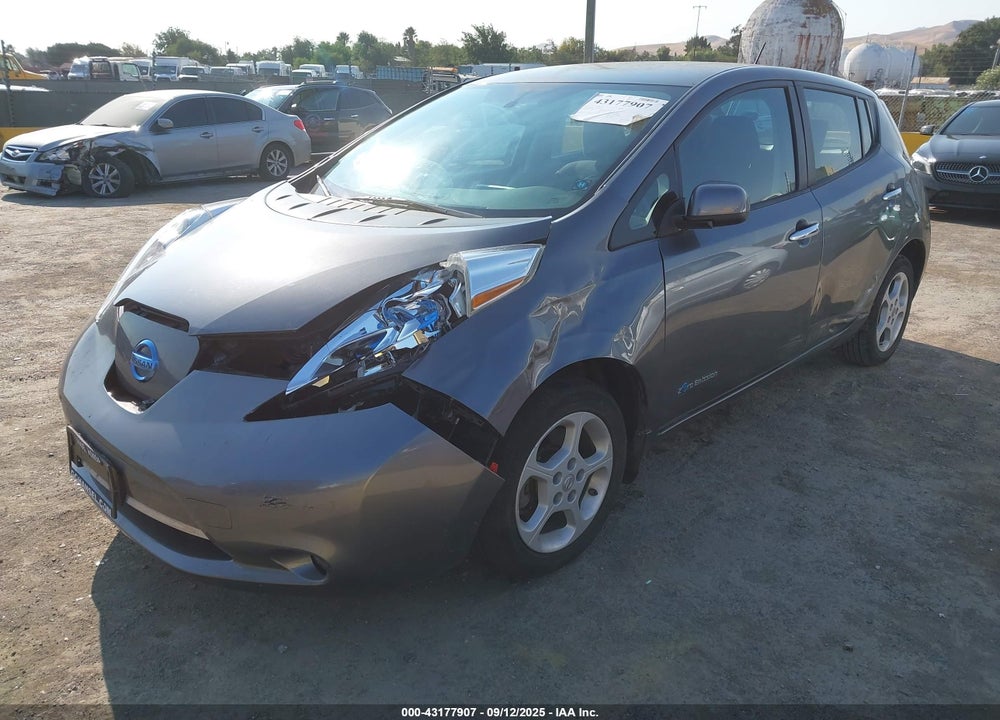 2015 NISSAN LEAF VIN: 1N4AZ0CP5FC300374