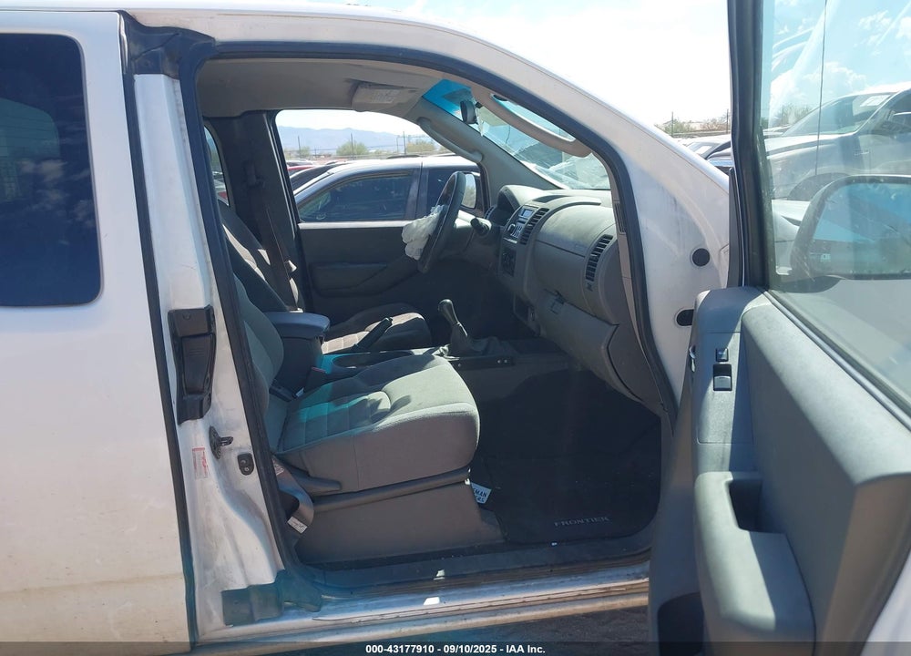 2006 NISSAN FRONTIER XE VIN: 1N6BD06T46C445537