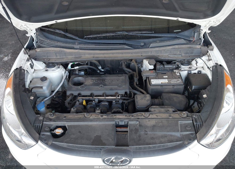 2012 HYUNDAI TUCSON VIN: KM8JUCAC5CU510047