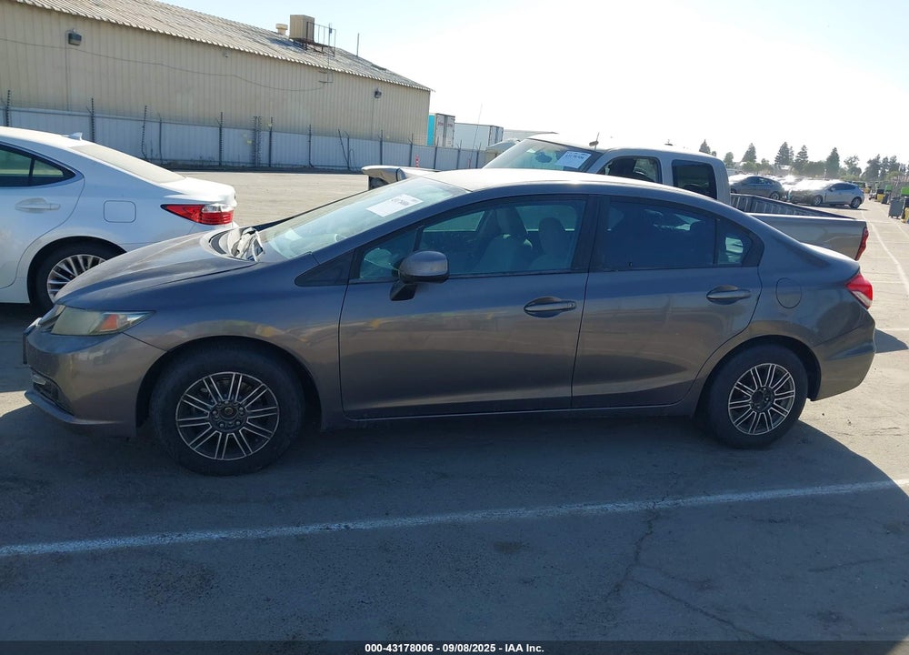 2013 HONDA CIVIC LX VIN: 19XFB2F52DE247312