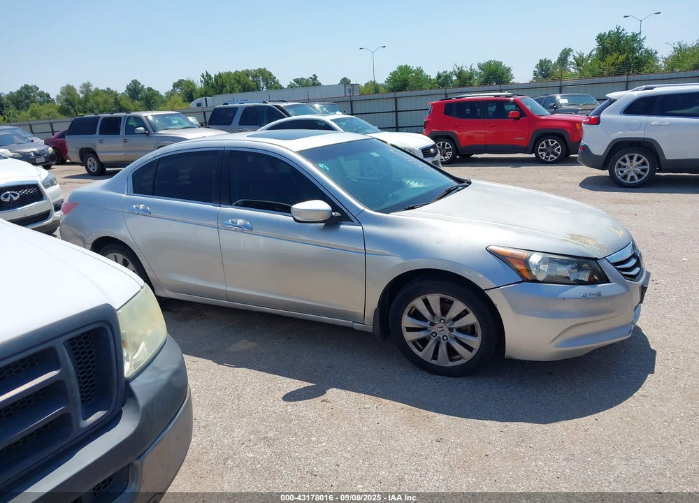 2012 HONDA ACCORD VIN: 1HGCP3F81CA031491