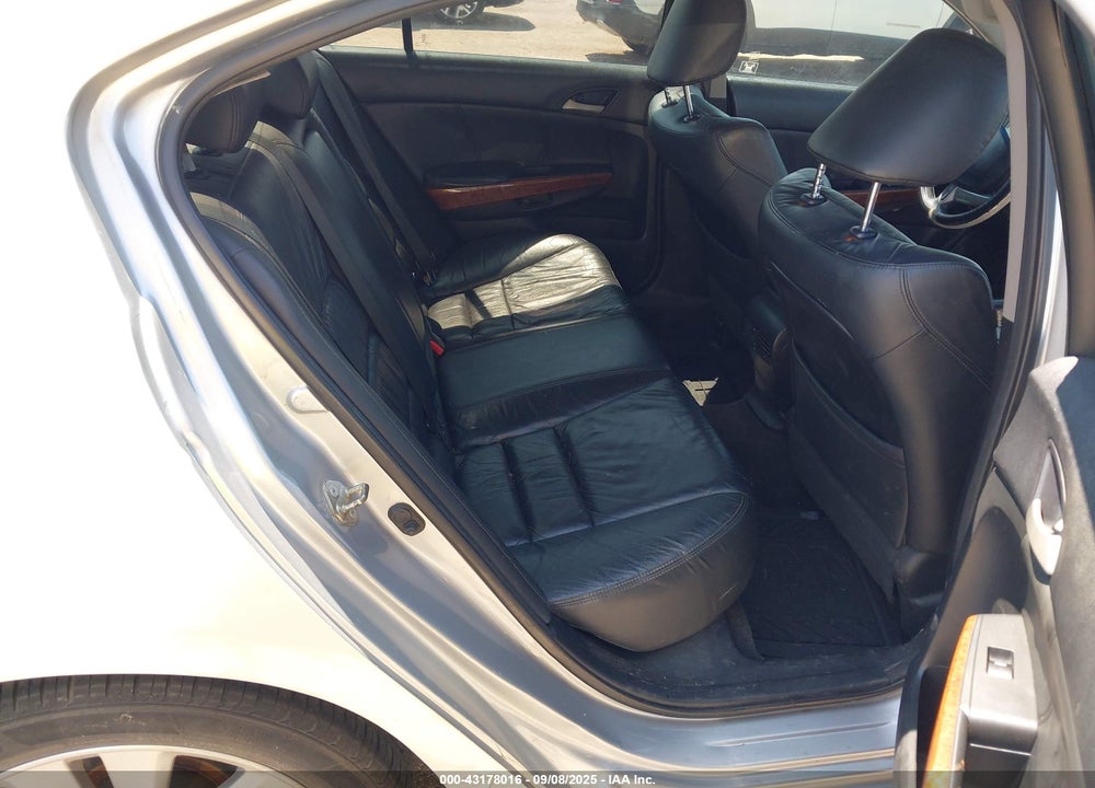 2012 HONDA ACCORD VIN: 1HGCP3F81CA031491