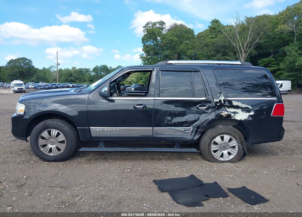 2010 LINCOLN NAVIGATOR VIN: 5LMJJ2J59AEJ01672