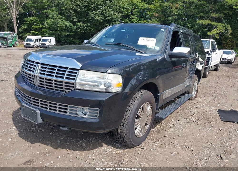 2010 LINCOLN NAVIGATOR VIN: 5LMJJ2J59AEJ01672