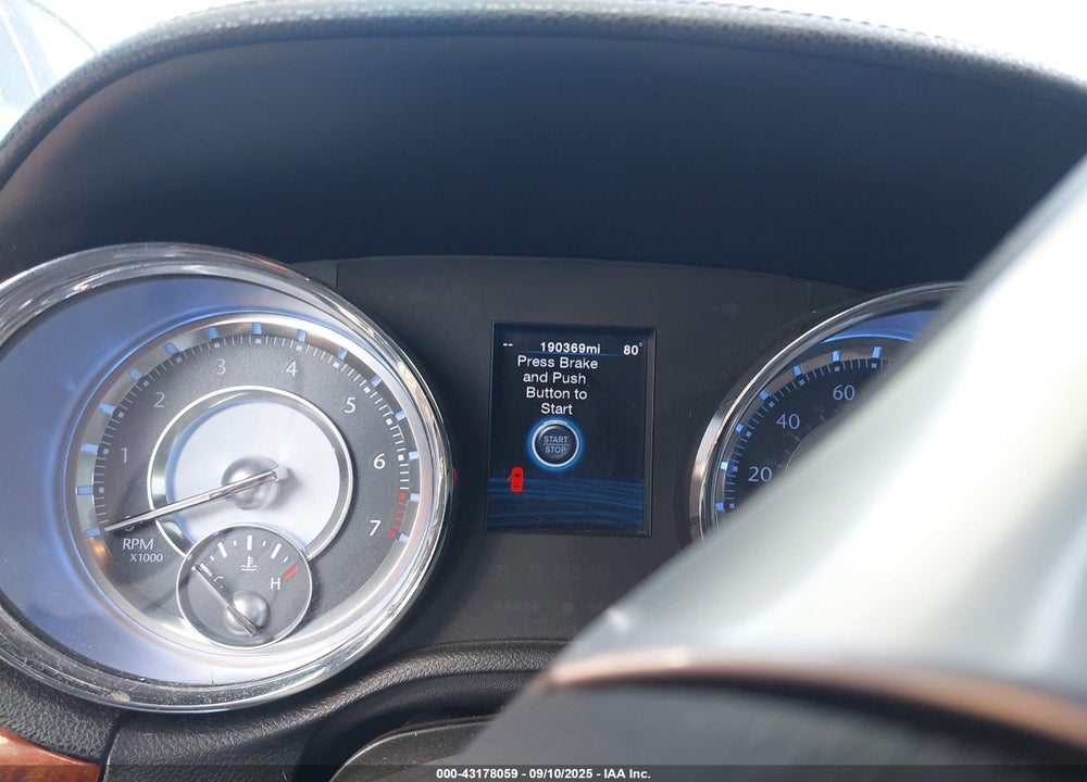 2012 CHRYSLER 300 VIN: 2C3CCACG4CH310899