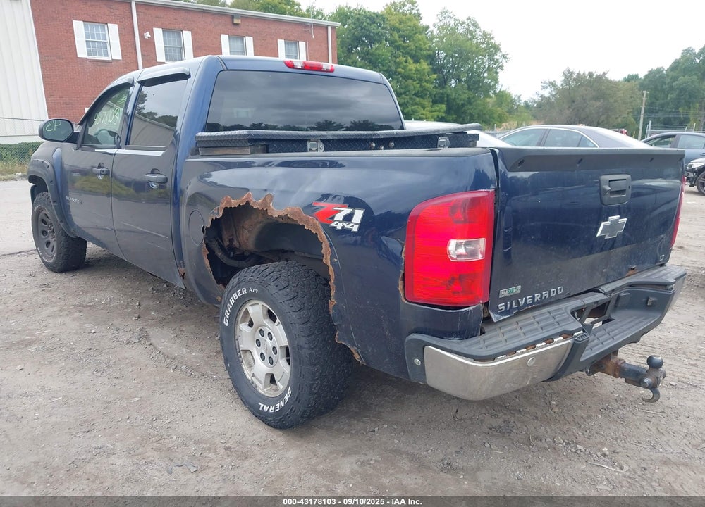 2010 CHEVROLET SILVERADO 1500 VIN: 3GCRKSE32AG142203