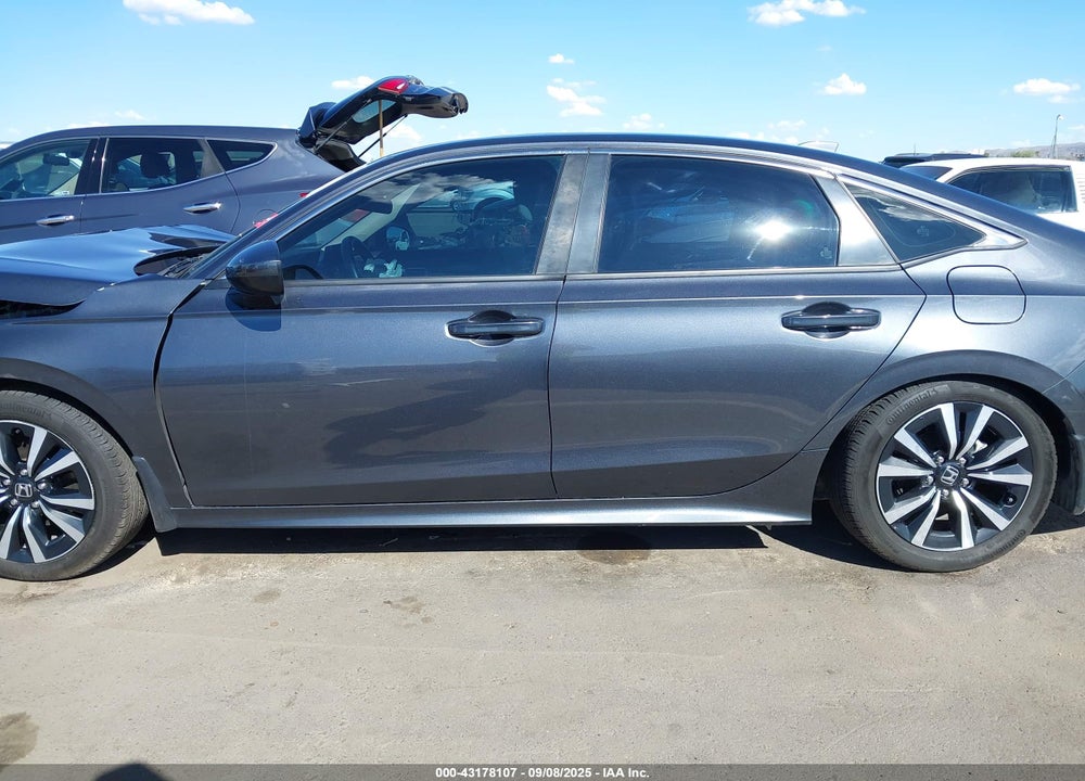 2022 HONDA CIVIC VIN: 2HGFE1F74NH318178