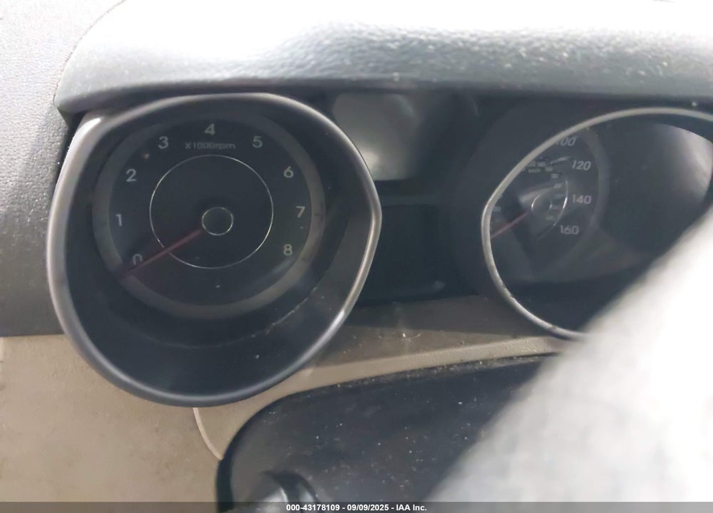 2014 HYUNDAI ELANTRA SE VIN: KMHDH4AE0EU218690