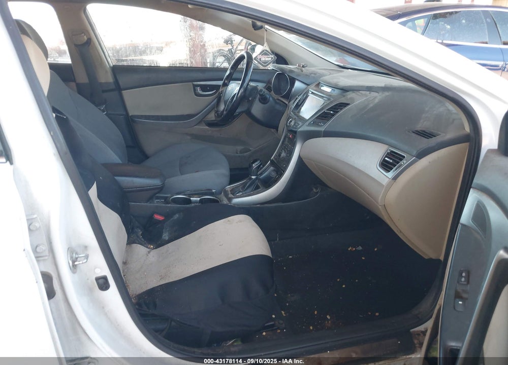 2014 HYUNDAI ELANTRA LIMITED VIN: 5NPDH4AE5EH492384