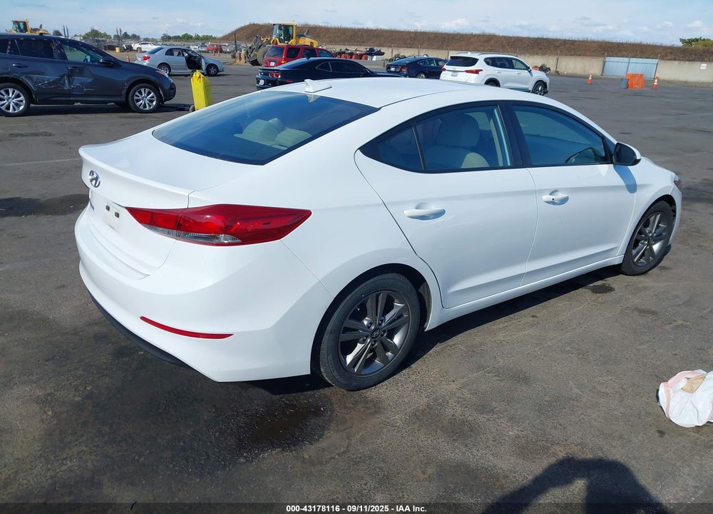 2017 HYUNDAI ELANTRA VIN: 5NPD84LF9HH182166
