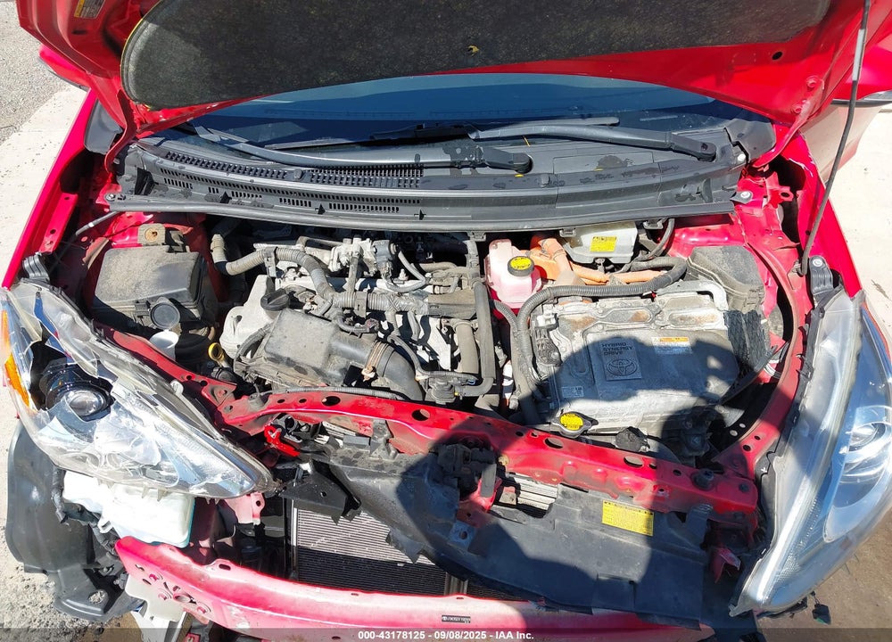 2015 TOYOTA PRIUS C TWO VIN: JTDKDTB31F1582909