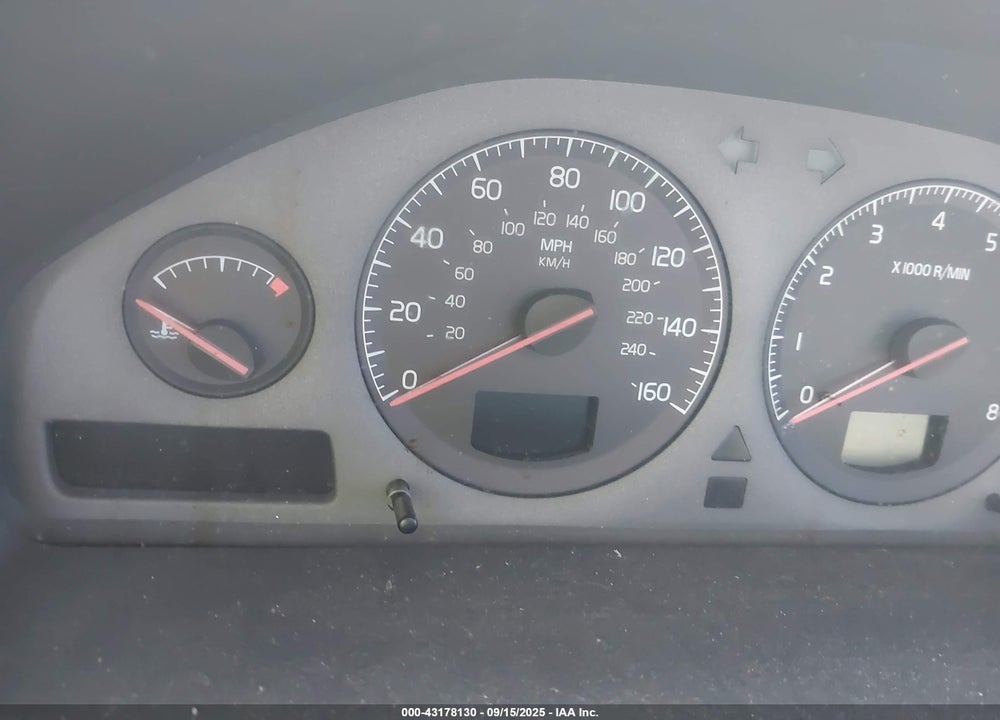 2002 VOLVO S60 2.4 VIN: YV1RS61R322098265