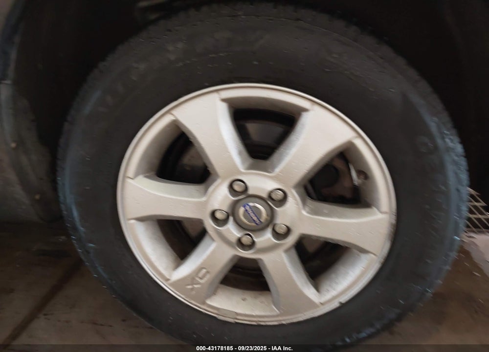 2012 VOLVO XC70 VIN: YV4940BZ8C1120891