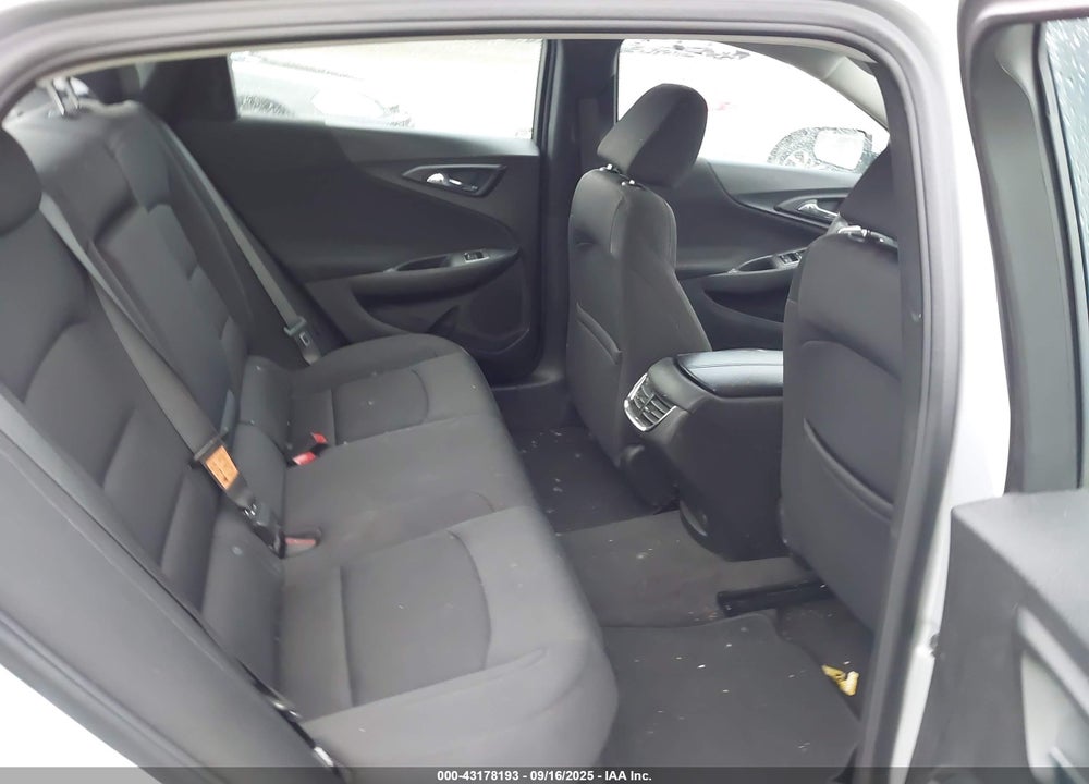 2022 CHEVROLET MALIBU VIN: 1G1ZD5ST8NF124109