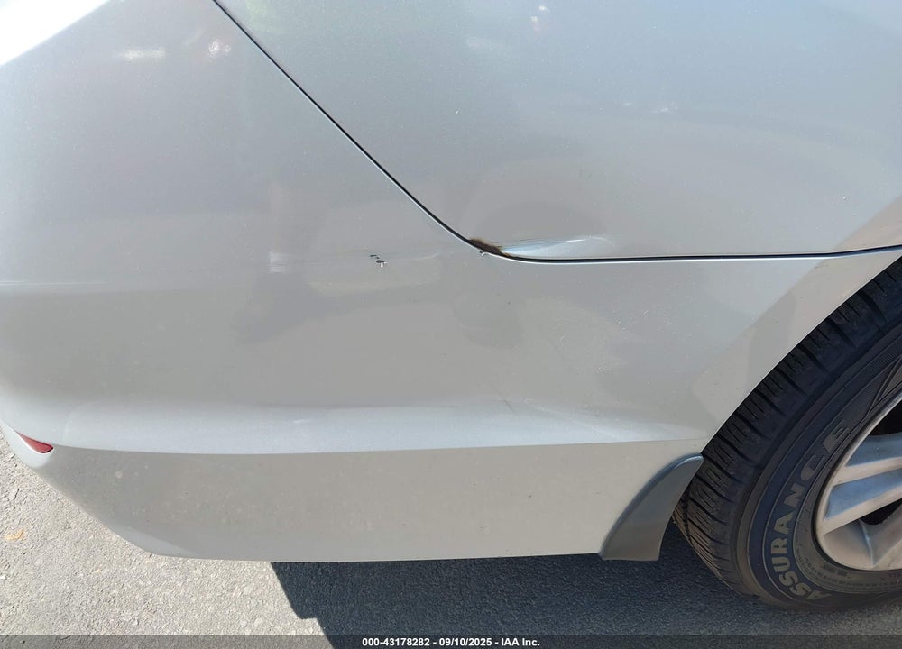 2015 HYUNDAI SONATA VIN: 5NPE24AF2FH196027