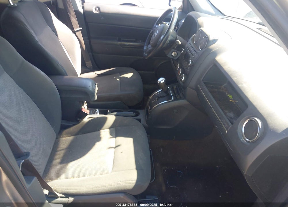 2016 JEEP PATRIOT VIN: 1C4NJRFBXGD626416
