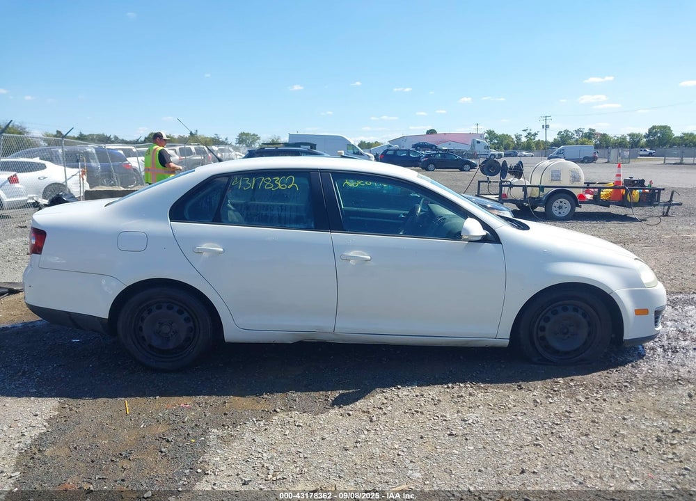 2010 VOLKSWAGEN JETTA VIN: 3VWJZ7AJ2AM022183