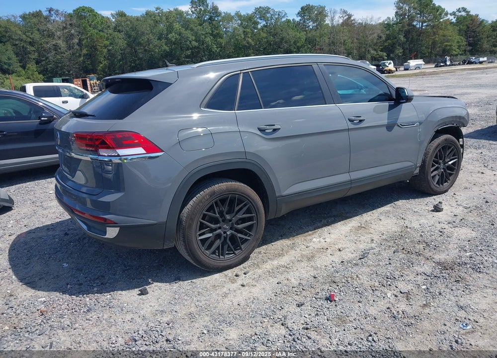2021 VOLKSWAGEN ATLAS CROSS SPORT VIN: 1V2JE2CA4MC231413