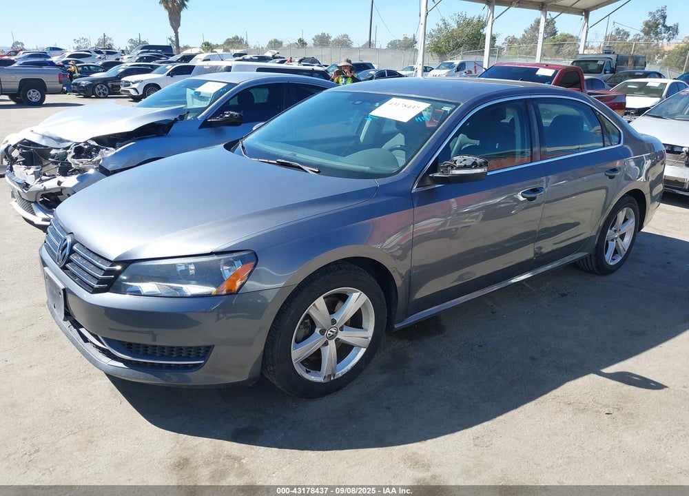 2013 VOLKSWAGEN PASSAT 2.5L SE VIN: 1VWBP7A36DC076040