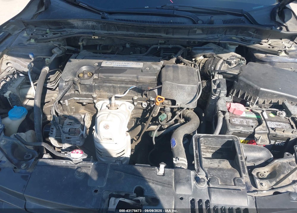 2014 HONDA ACCORD VIN: 1HGCR2F54EA215871
