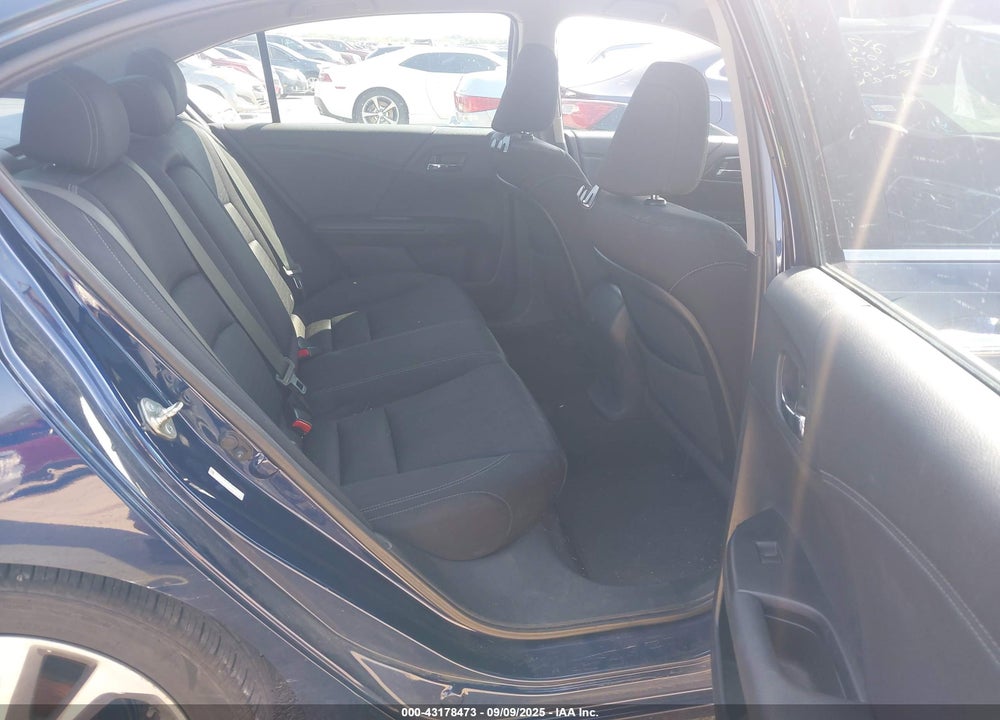 2014 HONDA ACCORD VIN: 1HGCR2F54EA215871