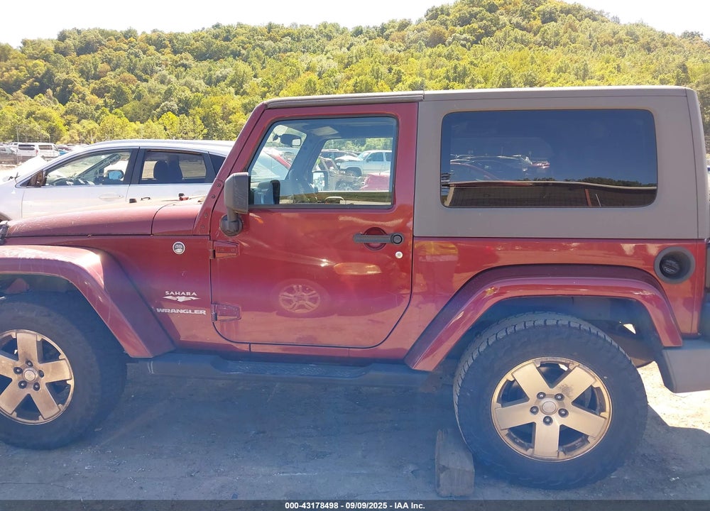 2008 JEEP WRANGLER SAHARA VIN: 1J4FA54188L644311