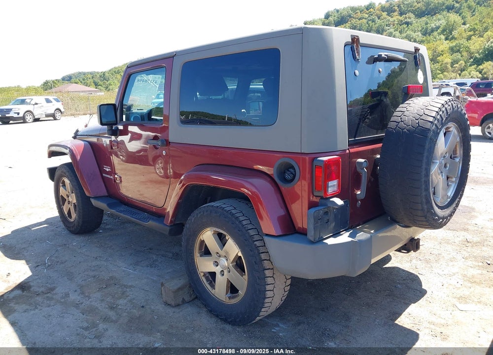 2008 JEEP WRANGLER SAHARA VIN: 1J4FA54188L644311