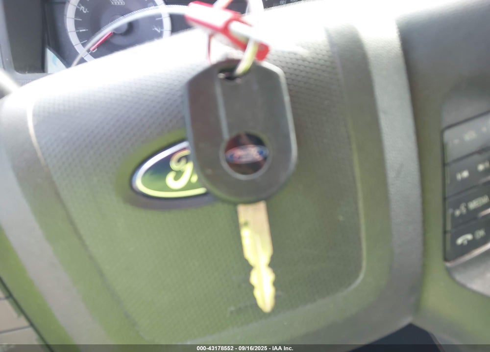 2012 FORD ESCAPE VIN: 1FMCU9DG1CKC36531