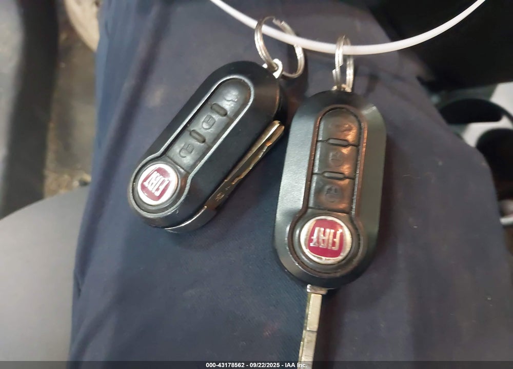 2012 FIAT 500 VIN: 3C3CFFAR7CT123947