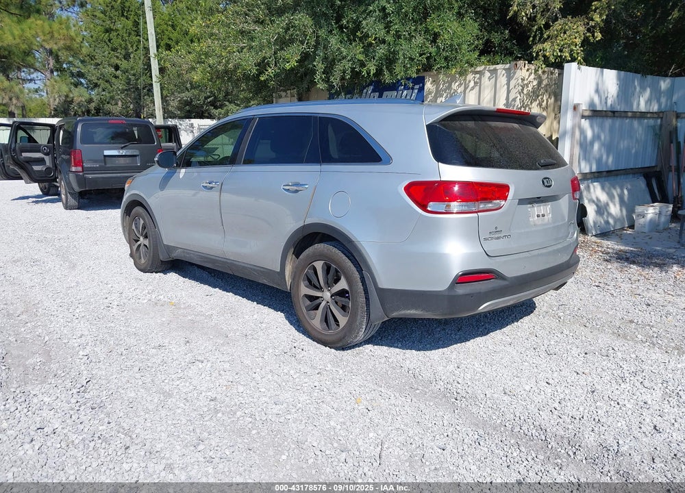 2016 KIA SORENTO VIN: 5XYPH4A56GG104375