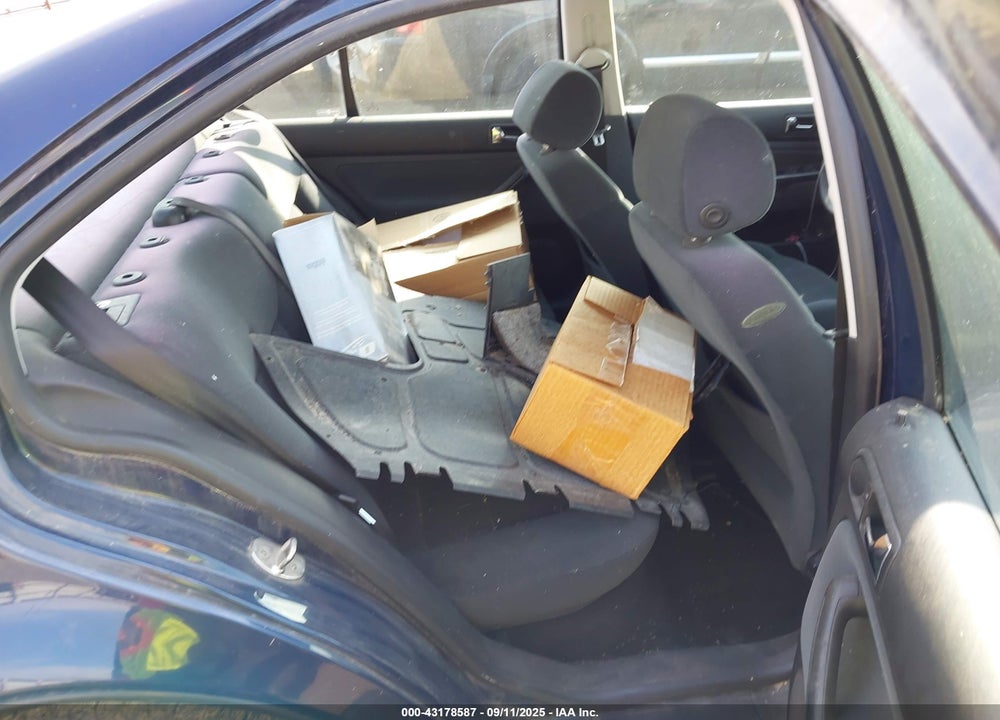 2001 VOLKSWAGEN JETTA GLS TDI VIN: 3VWSP29M01M046638