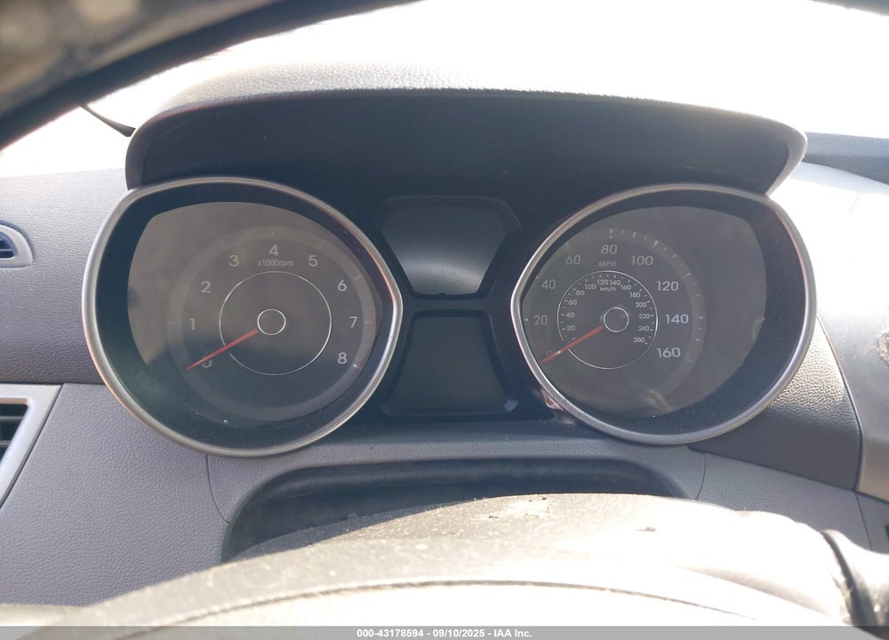2011 HYUNDAI ELANTRA GLS VIN: 5NPDH4AE1BH002650