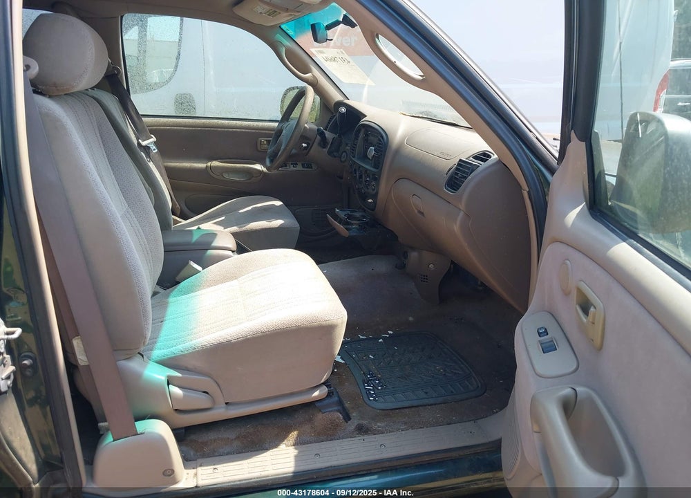 2001 TOYOTA TUNDRA SR5 V8 VIN: 5TBRT34111S218832