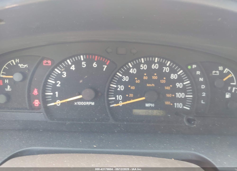 2001 TOYOTA TUNDRA SR5 V8 VIN: 5TBRT34111S218832